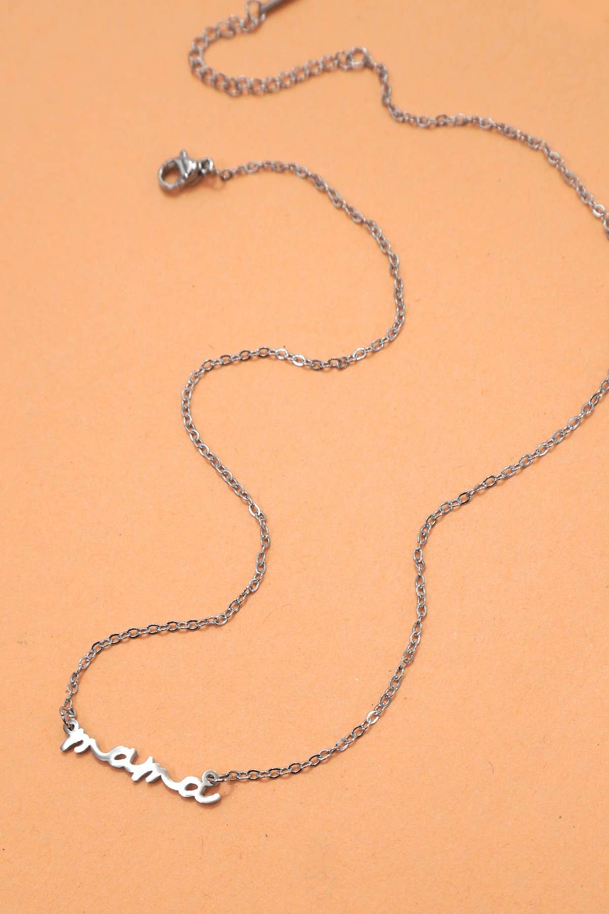 Mama Necklace