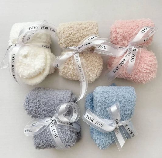 Gift-Ready Cozy Lounge Socks